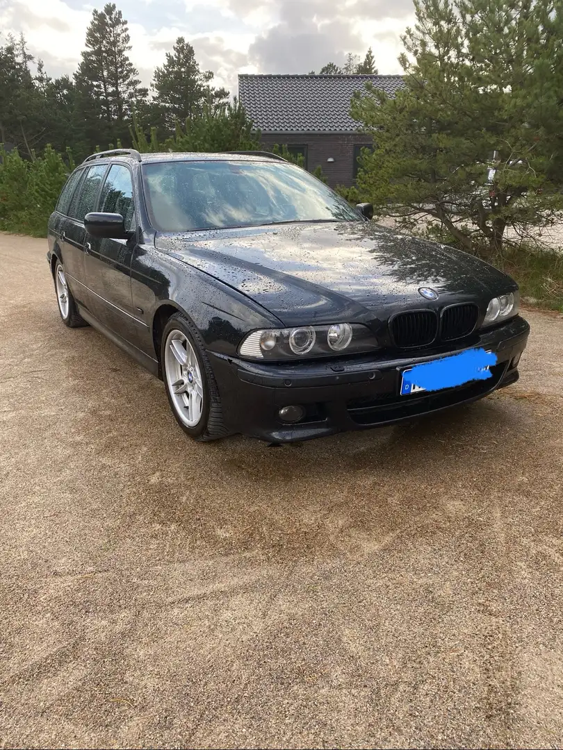 BMW 530 530d touring Edition Sport crna - 1