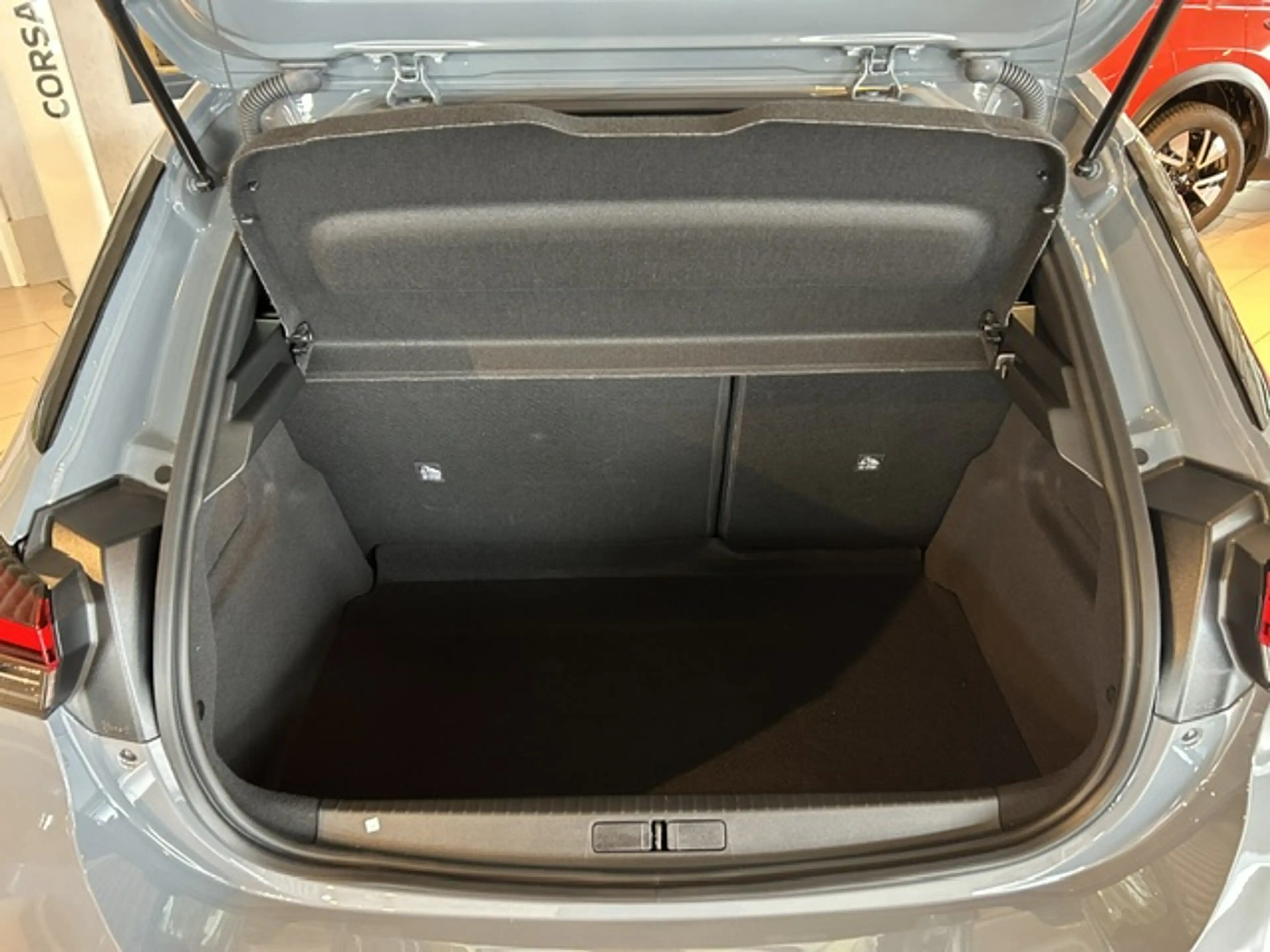 Opel Corsa-e e GS — photo 14
