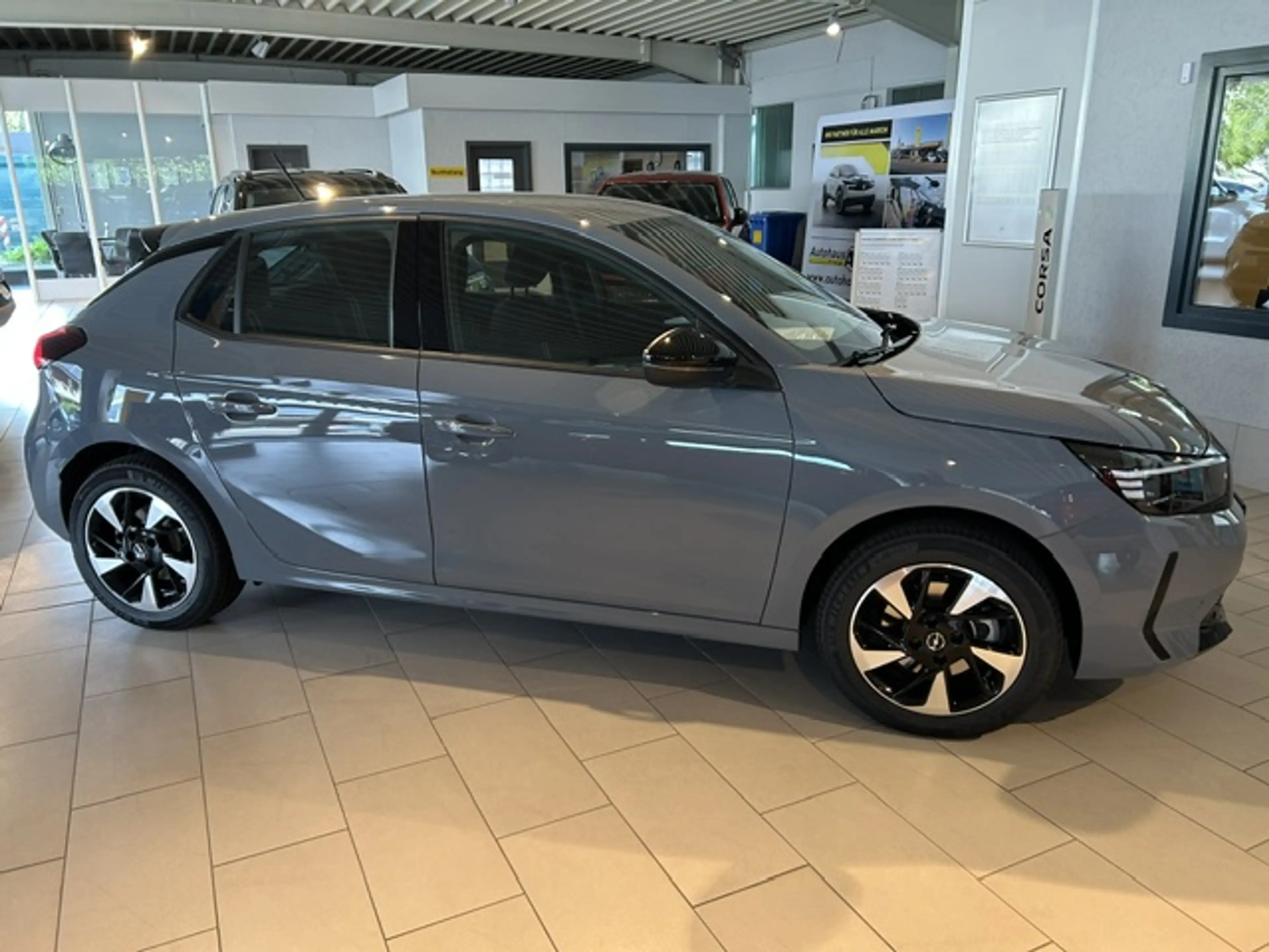 Opel Corsa-e e GS — photo 4