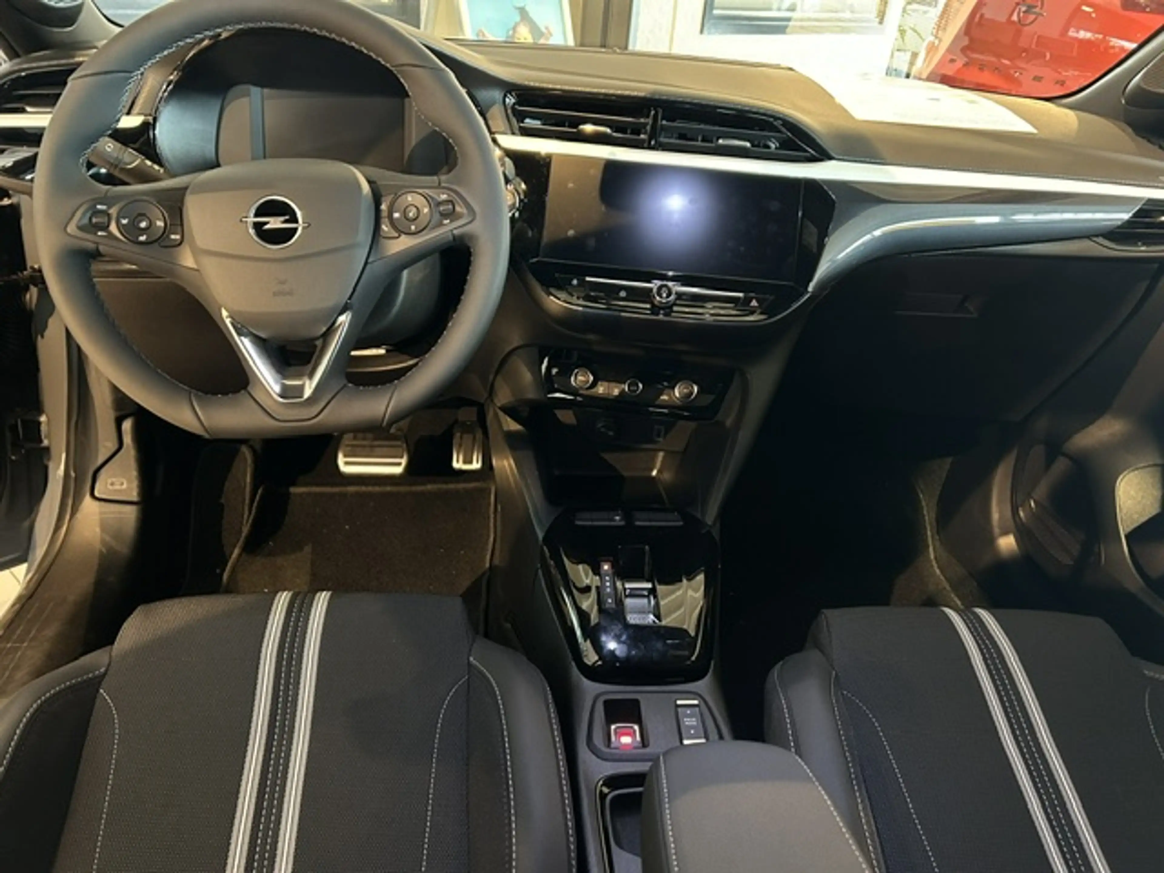 Opel Corsa-e e GS — photo 13