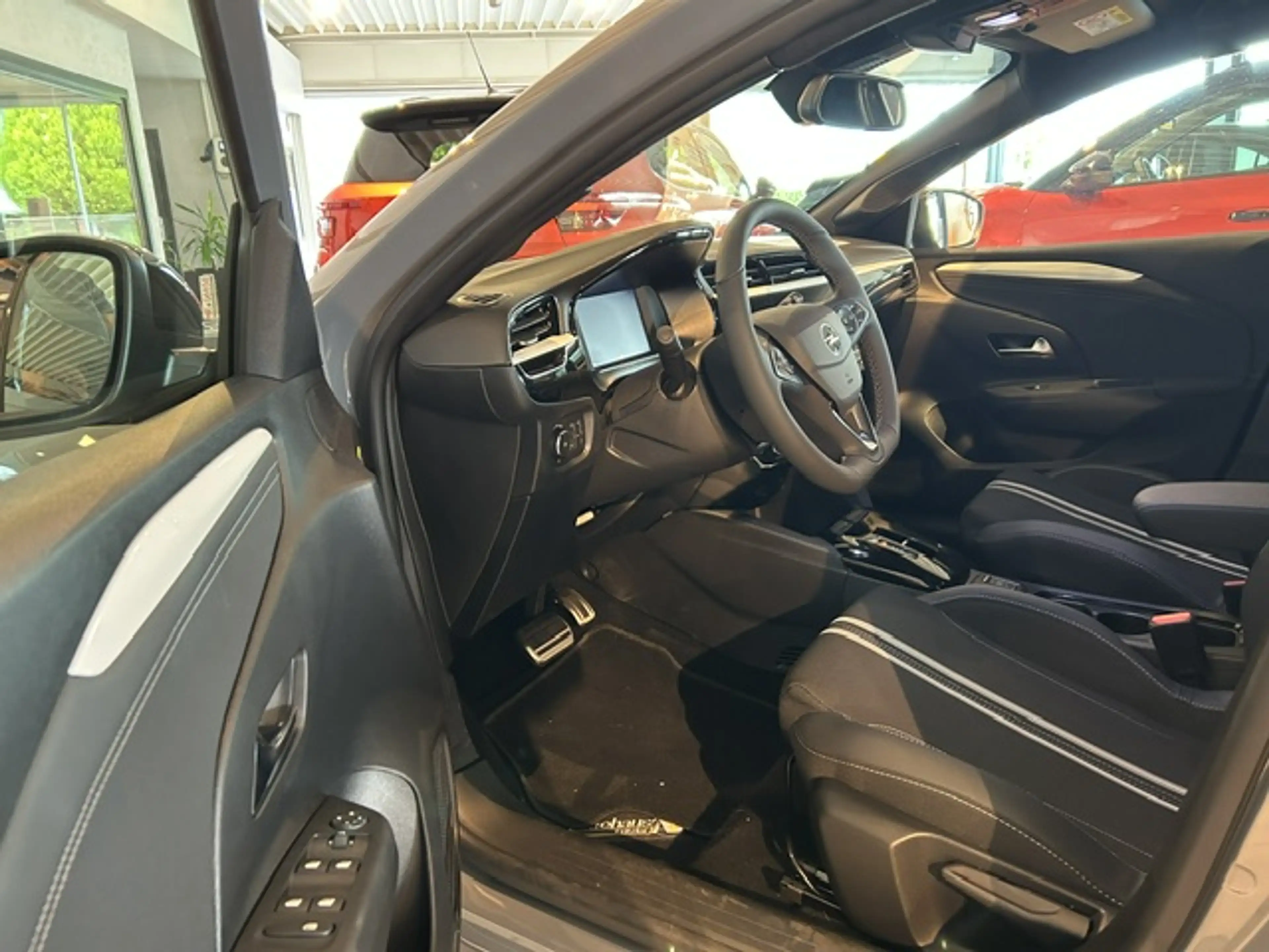 Opel Corsa-e e GS — photo 10