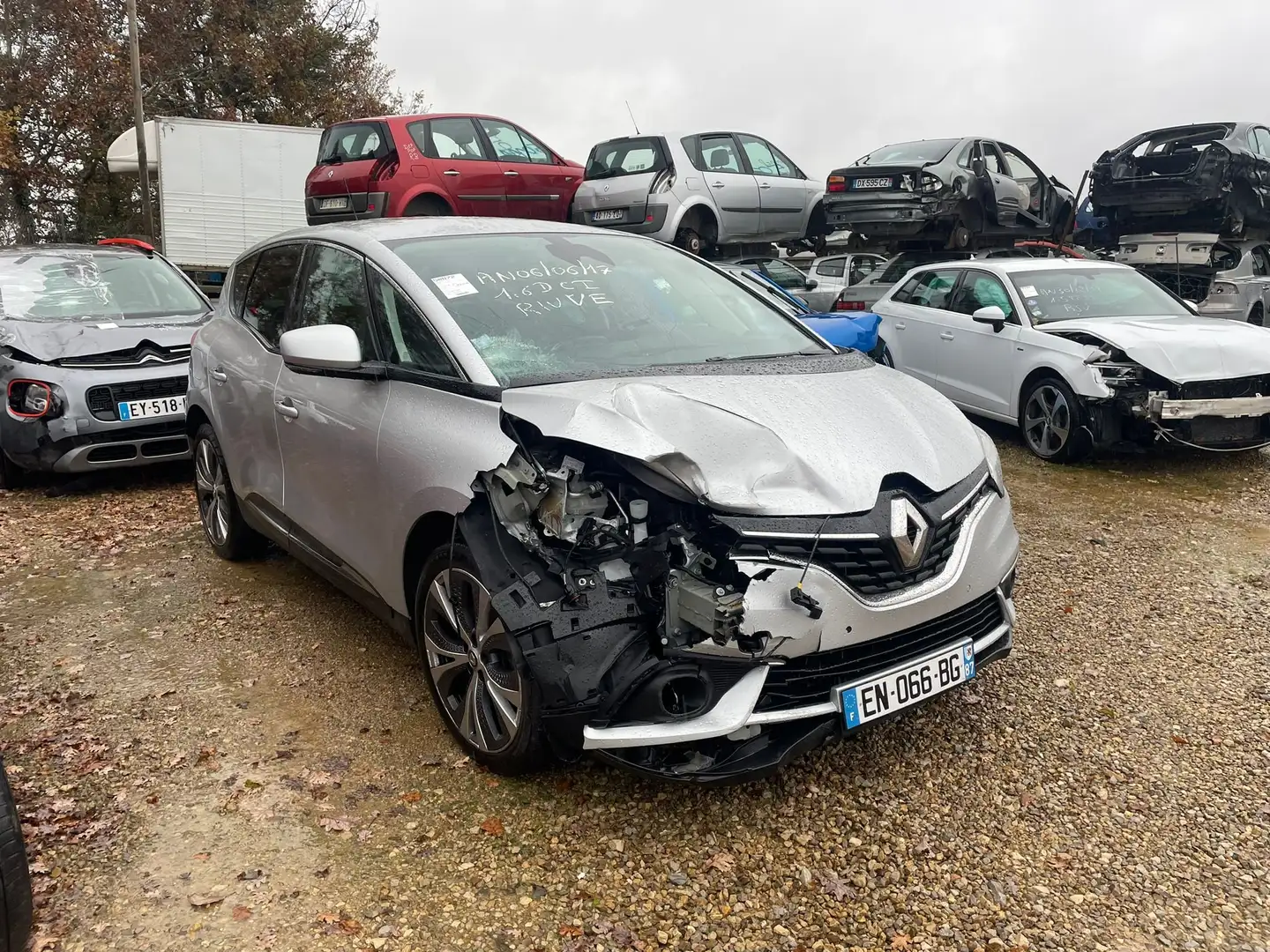 Renault Scenic IV 1.5 DCi 160 EDC6 Intens / EN066 Gris - 1