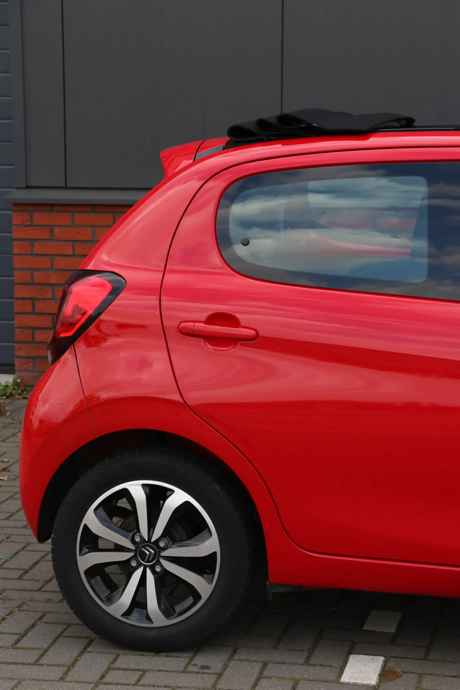 Citroen C1 1.0 VTi Airscape Shine automaat | open dak | — photo 4