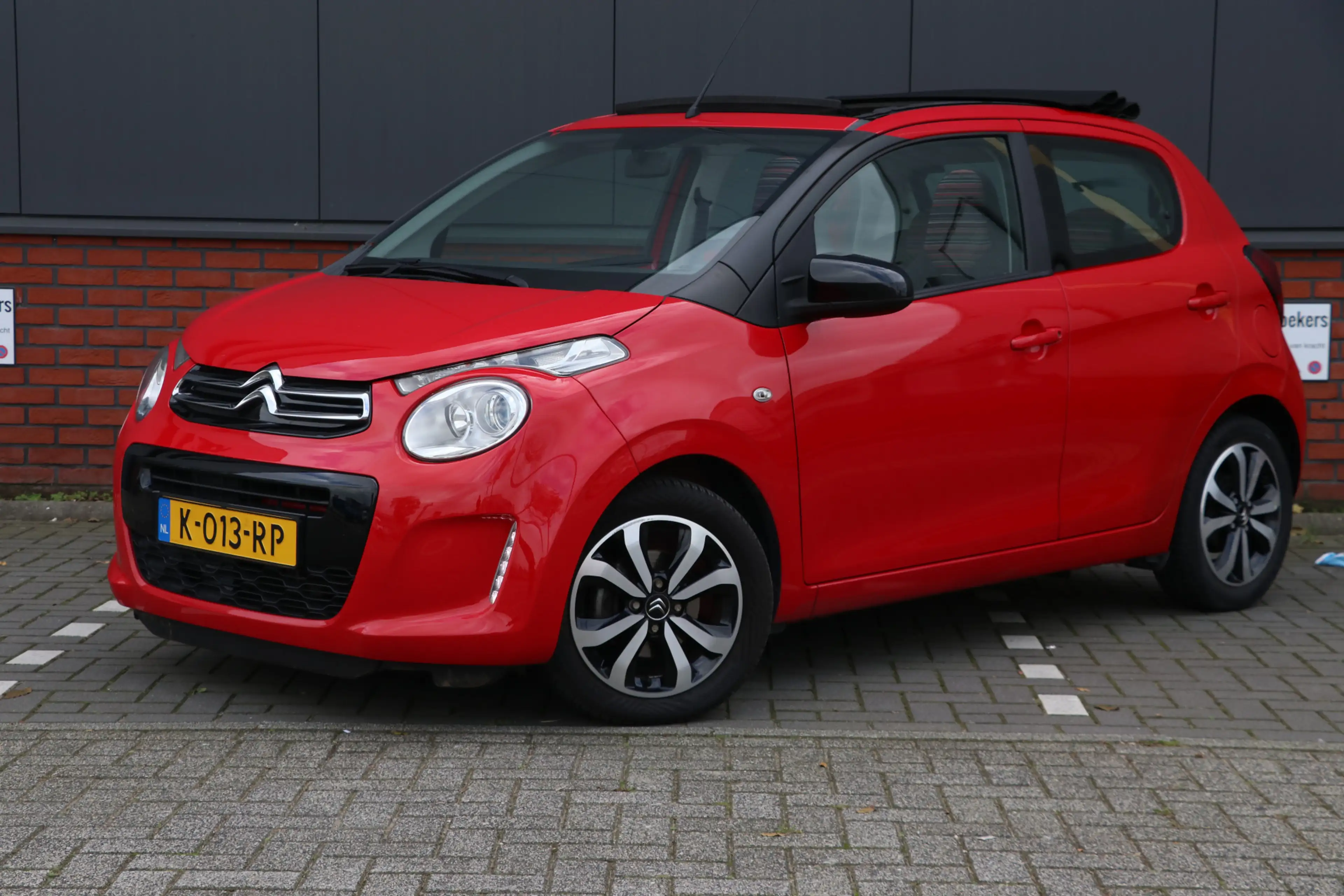 Citroen C1 1.0 VTi Airscape Shine automaat | open dak |