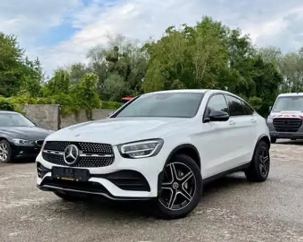 Mercedes-Benz 400 AMG Line – 4MATIC