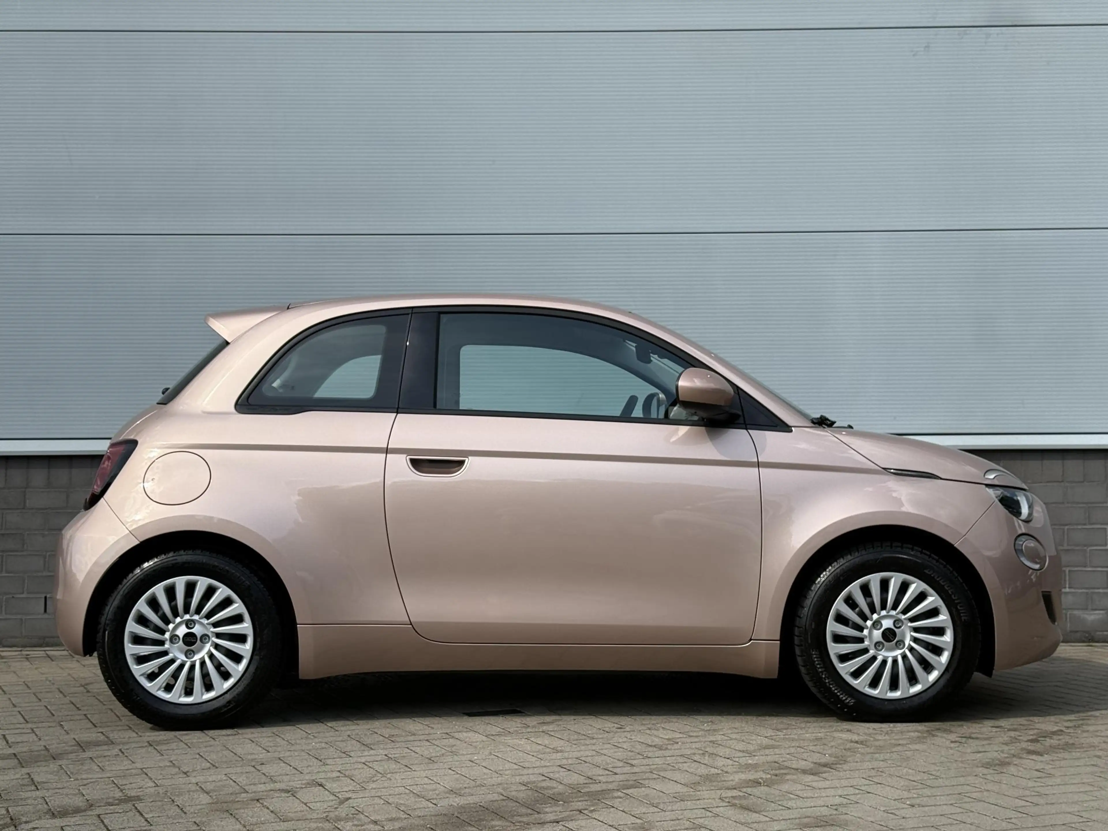 Fiat 500 Urban 42 kWh | 1e Eigenaar | Camera | Cruise Contr — photo 4