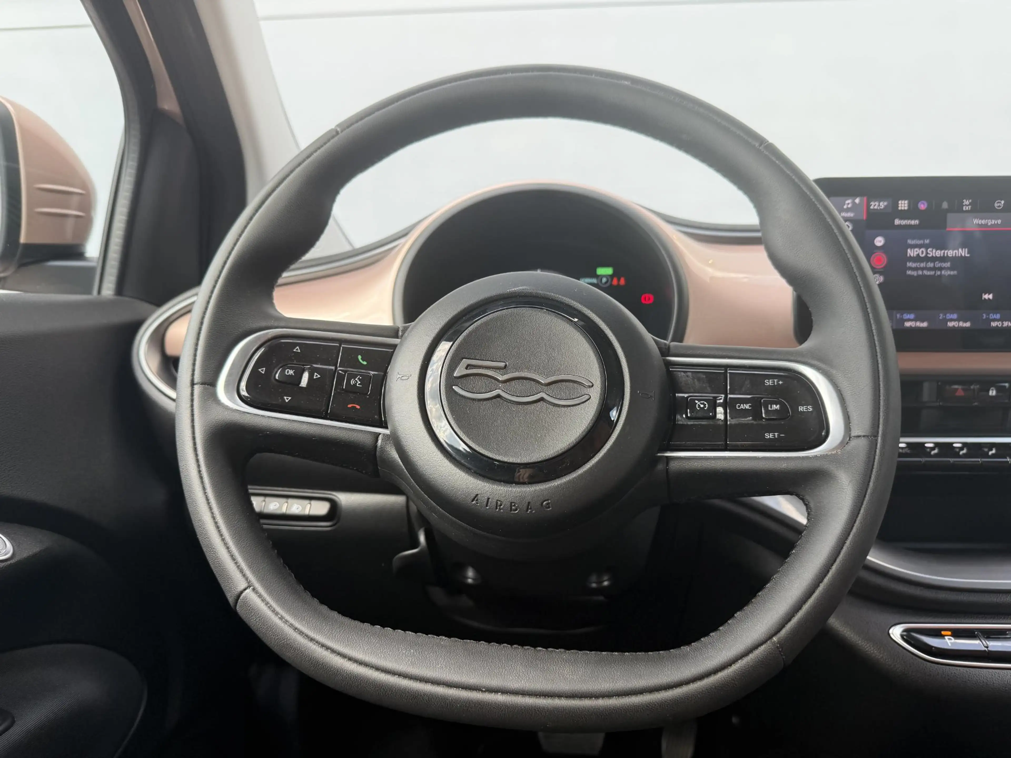 Fiat 500 Urban 42 kWh | 1e Eigenaar | Camera | Cruise Contr — photo 14