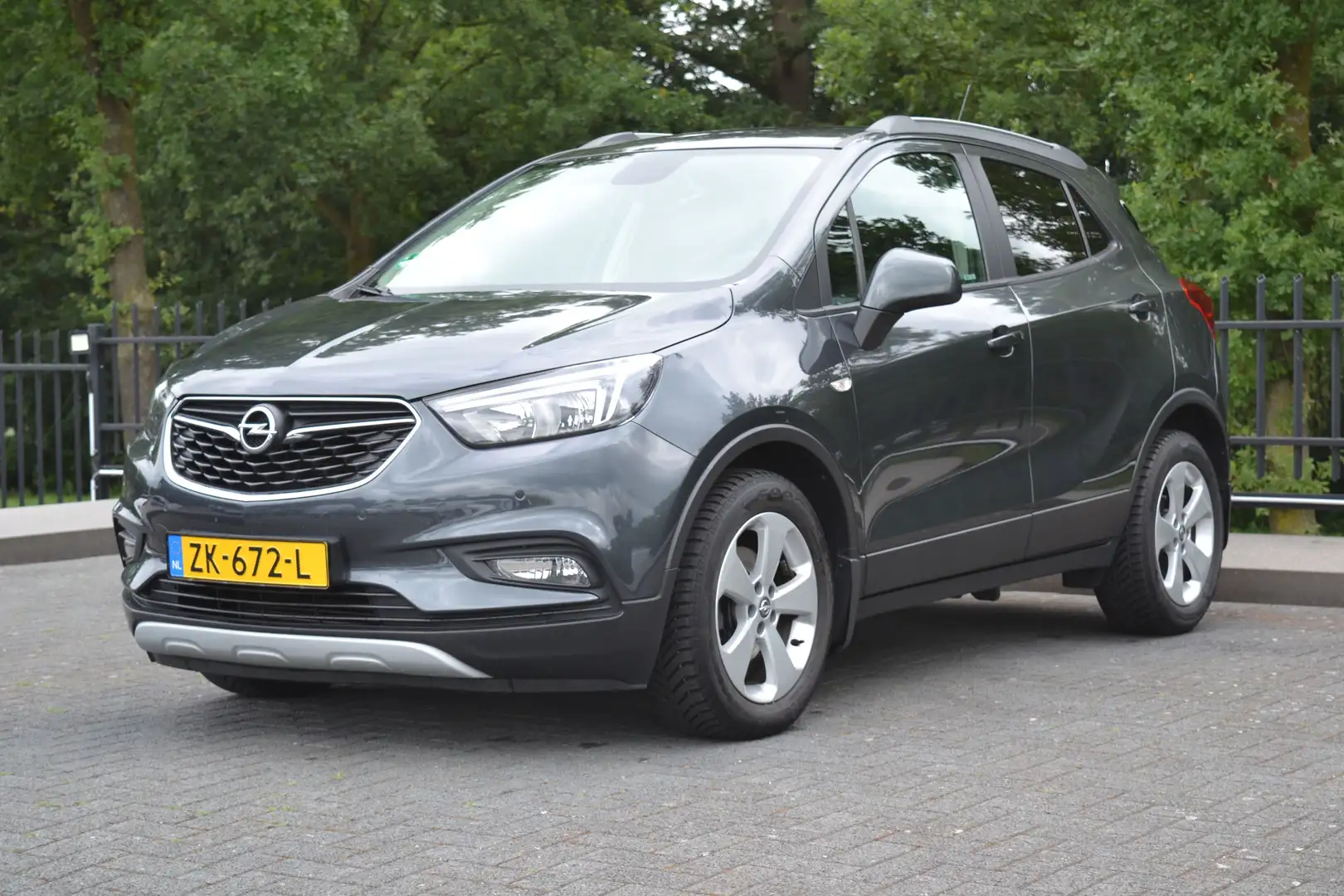 Opel Mokka X 1.4 Turbo Edition Grijs - 1