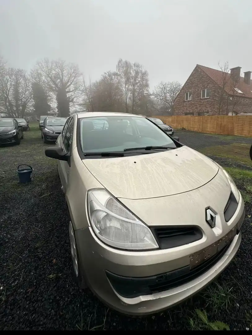 Renault Clio Clio 1.4i 16v Dynamique Beige - 1