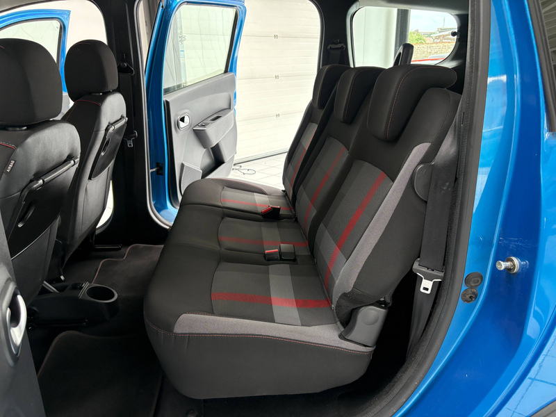 Dacia Lodgy Lodgy Stepway 1.3 TCe *TECHROAD * 7PL * GPS * CAMERA * PDC * CARPLAY * JANTES* — photo 10