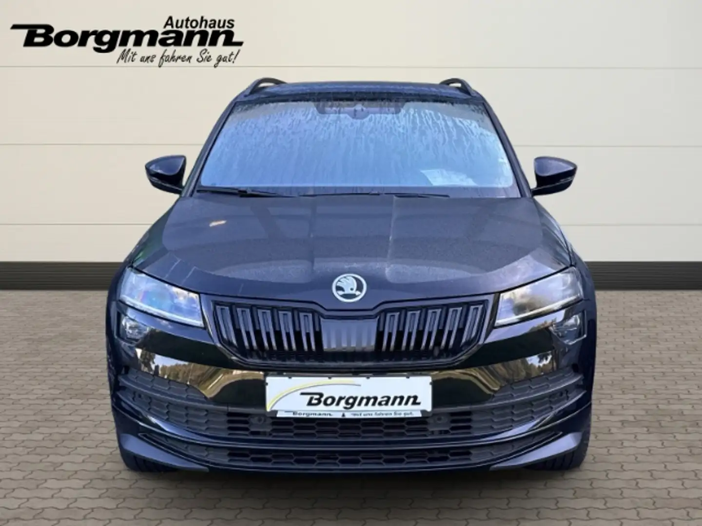 Skoda Karoq Sportline 1,5 TSI 110 kW Sportpaket Panodach Navi Zwart - 2