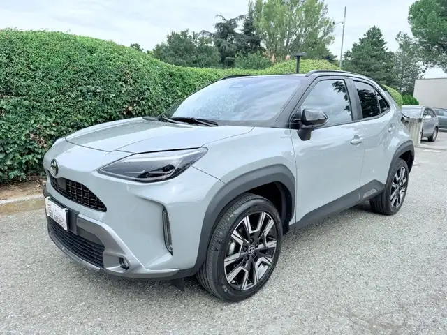 Toyota Yaris Cross 1.5 Hybrid 130 CV E-CVT AWD-i Premiere NAVI - LED
