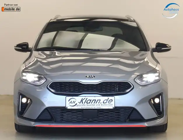 Kia Ceed view 2