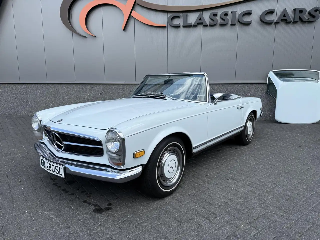 Mercedes-Benz SL 280 W113 Pagode, foto 4