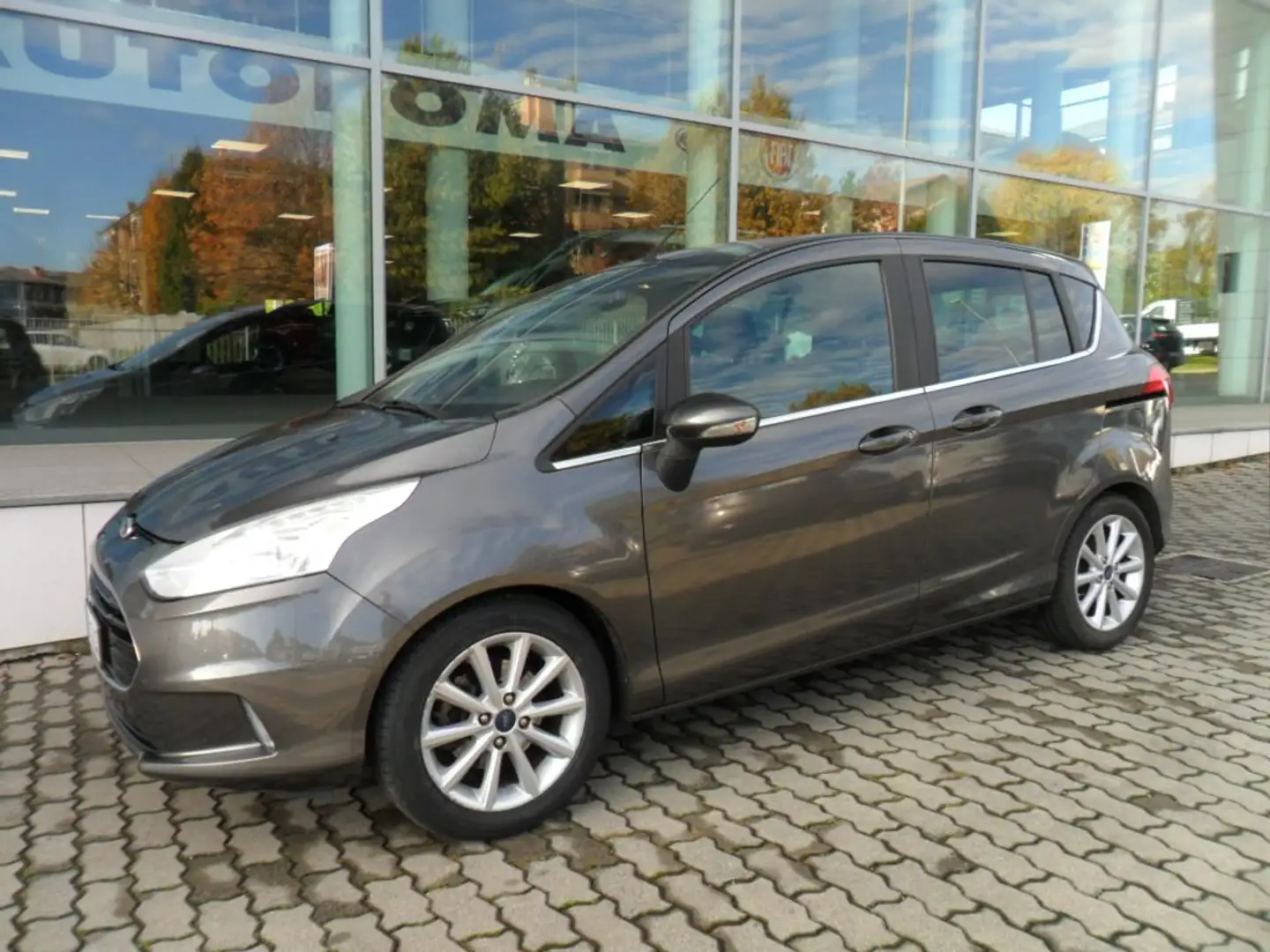 Ford B-Max B-Max 1.4 Business Titanium Gpl 87cv E6 Grigio - 1