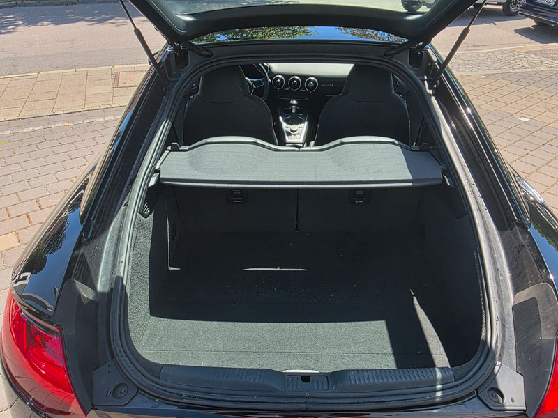 Audi TT Coupe 2.0 TFSI — photo 9