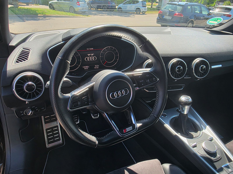 Audi TT Coupe 2.0 TFSI — photo 14