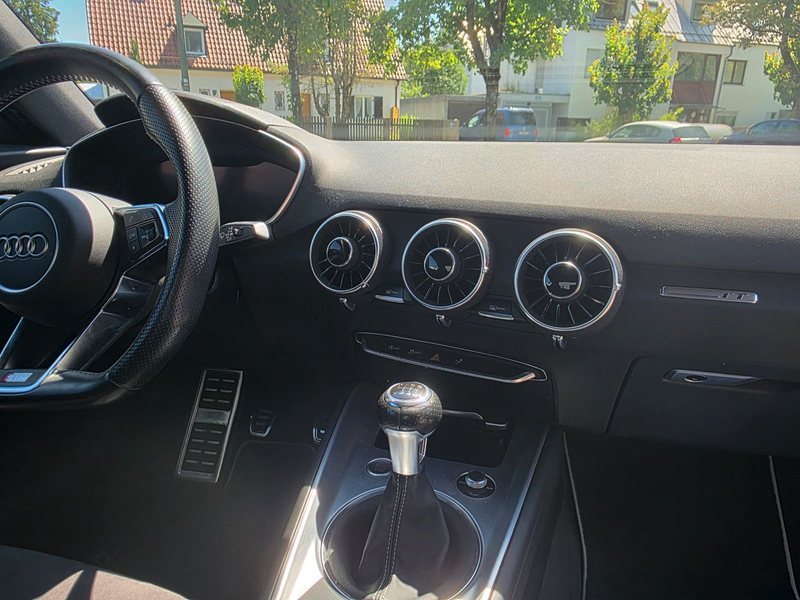 Audi TT Coupe 2.0 TFSI — photo 15