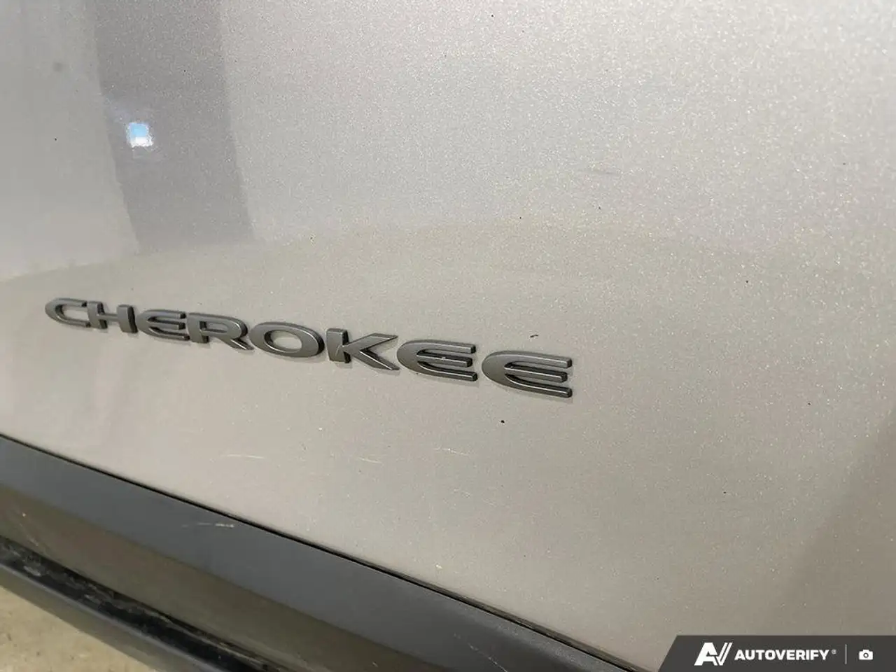 Jeep Cherokee снимка Jeep Cherokee