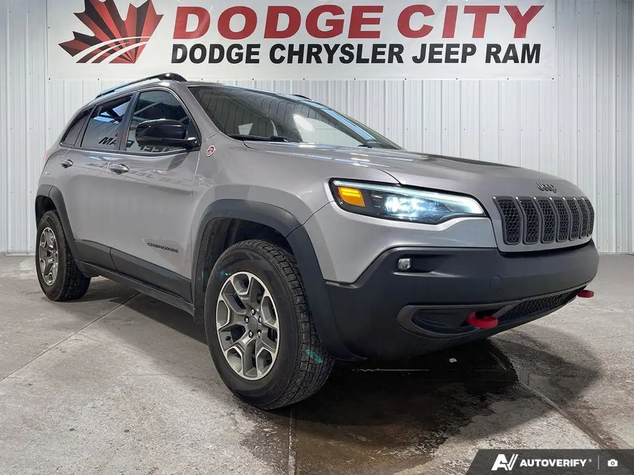 Jeep Cherokee снимка Jeep Cherokee