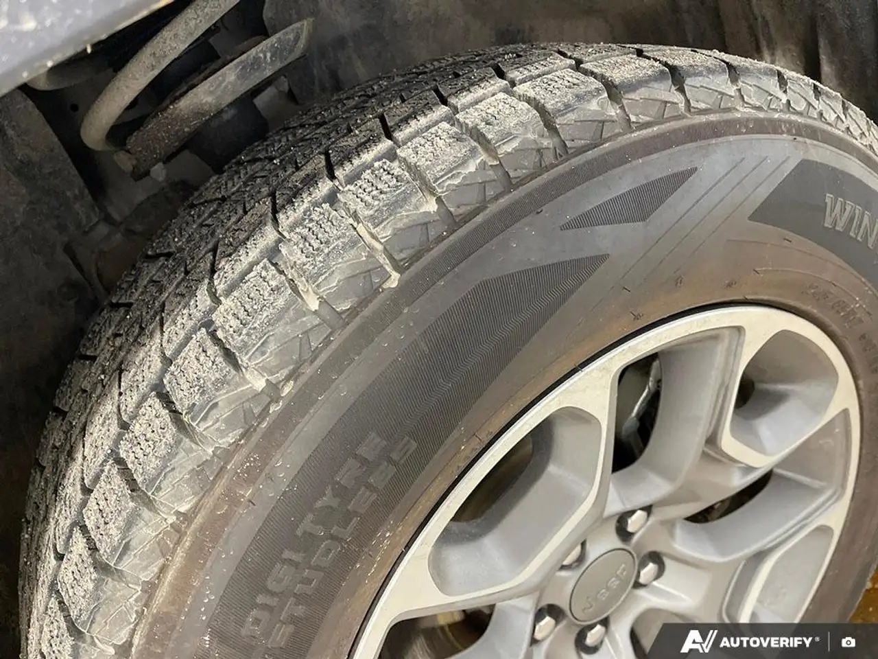 Jeep Cherokee снимка Jeep Cherokee