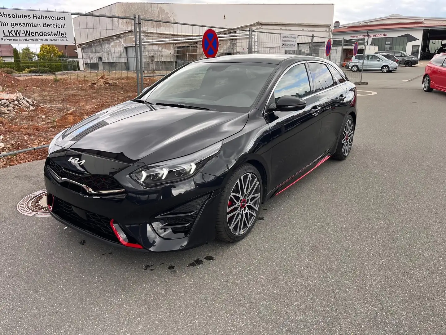Kia ProCeed / pro_cee'd 1.6 T-GDI DCT GT LED|Navi|SHZ|JBL Schwarz - 2