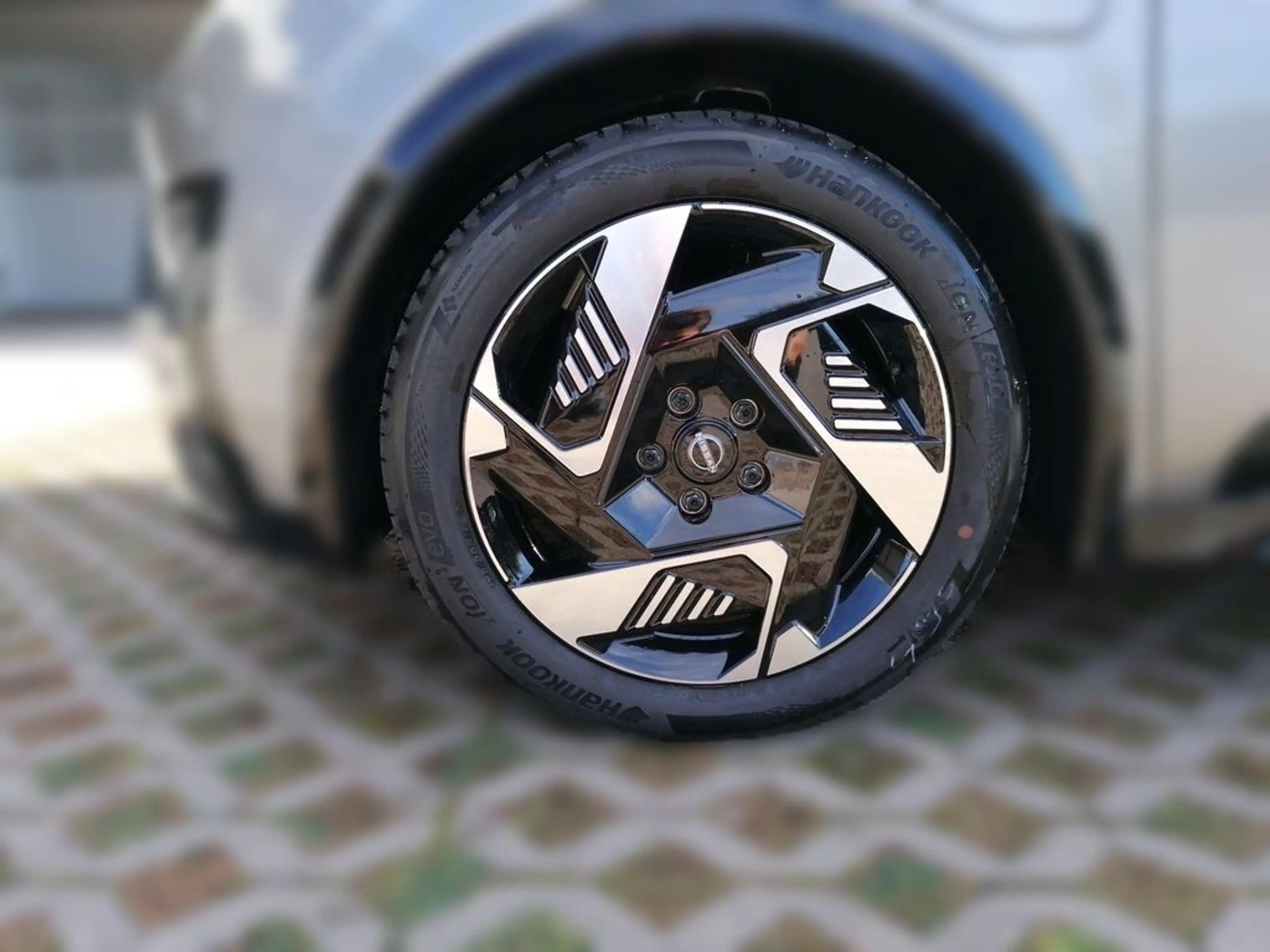 Nissan Micra MICRA Evolve 52 kWh / 110 kW — photo 5
