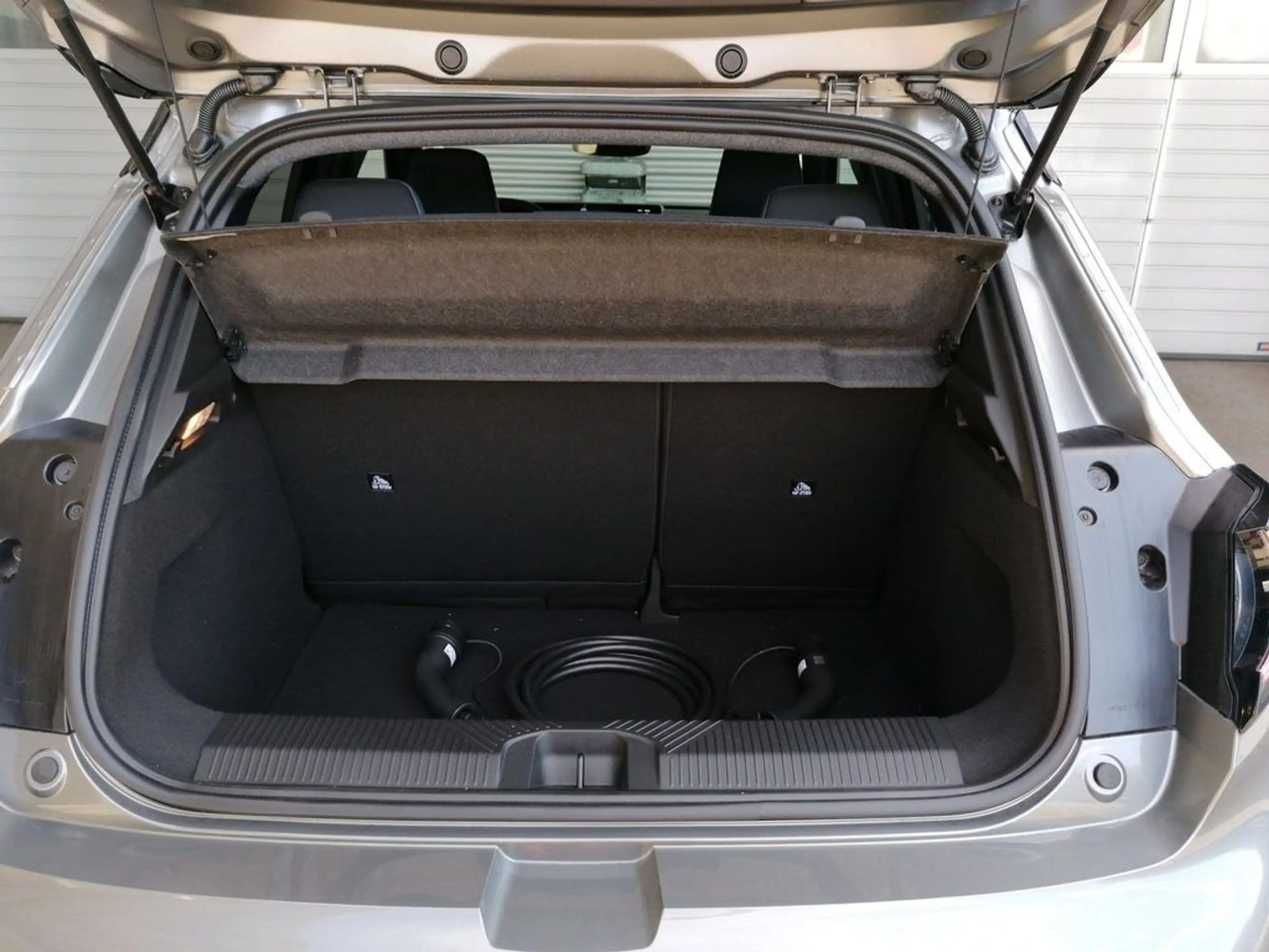 Nissan Micra MICRA Evolve 52 kWh / 110 kW — photo 10