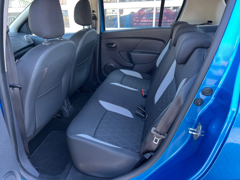 Dacia Sandero II Stepway Prestige — photo 9