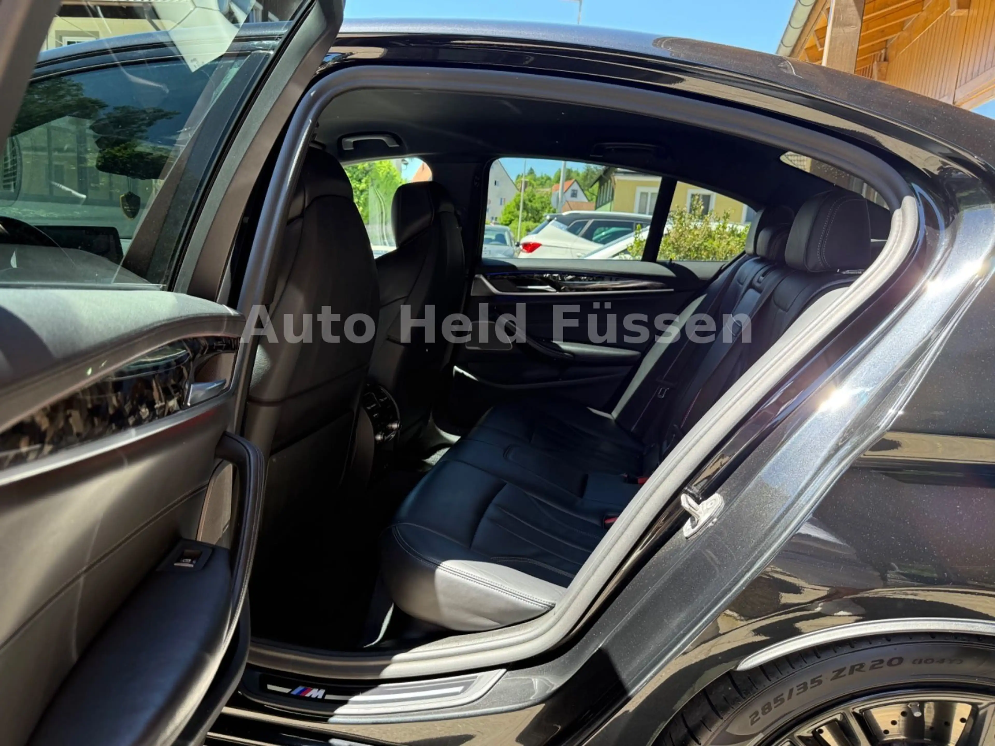 BMW M5 Competition DriversPackage Kam Distr. HUD H/K — photo 13