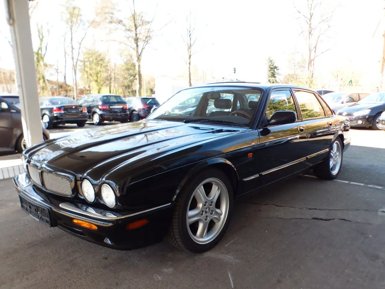 Jaguar XJ R 4.0 V8 Leder SDach 4xShz Memory 363 PS, foto 1