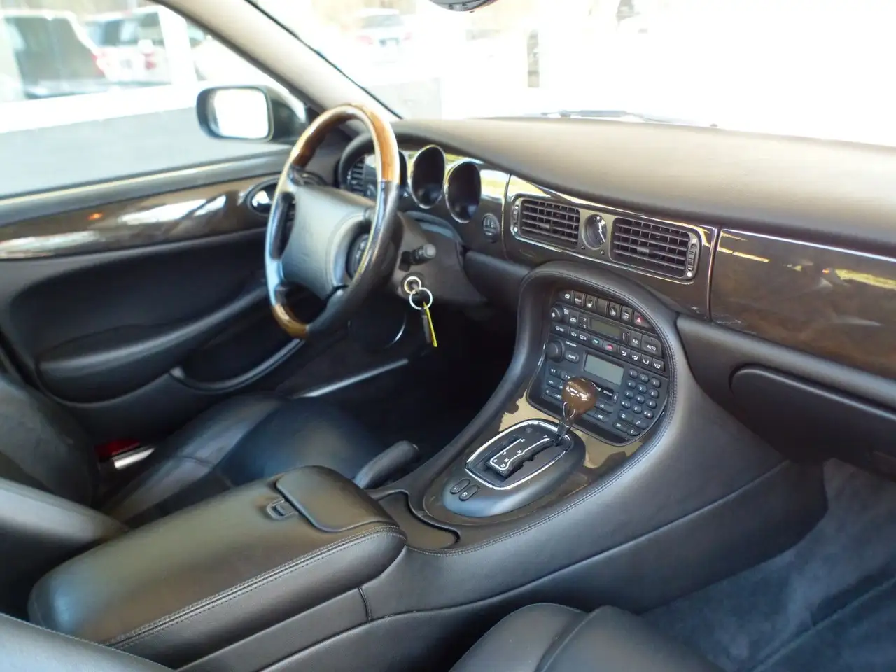 Jaguar XJ R 4.0 V8 Leder SDach 4xShz Memory 363 PS, foto 9