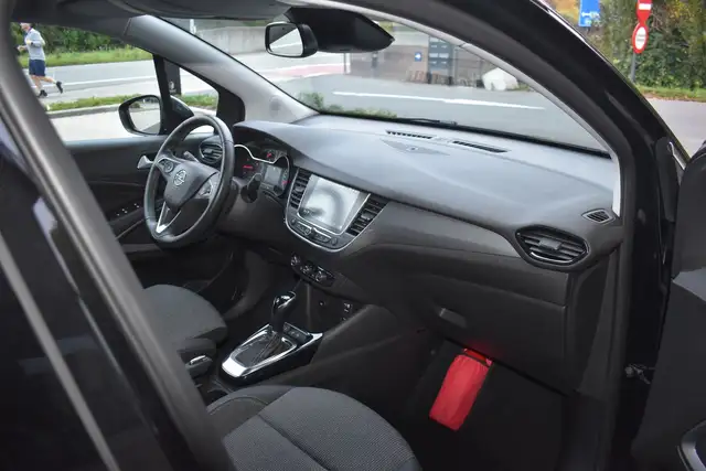 Opel Crossland view 13