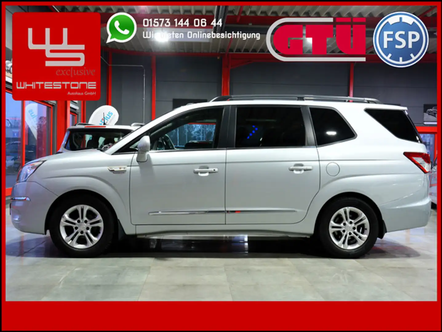 SsangYong Rodius Aut / 78 Tkm / 7 Sitze / Leder / AHK / Grau - 1