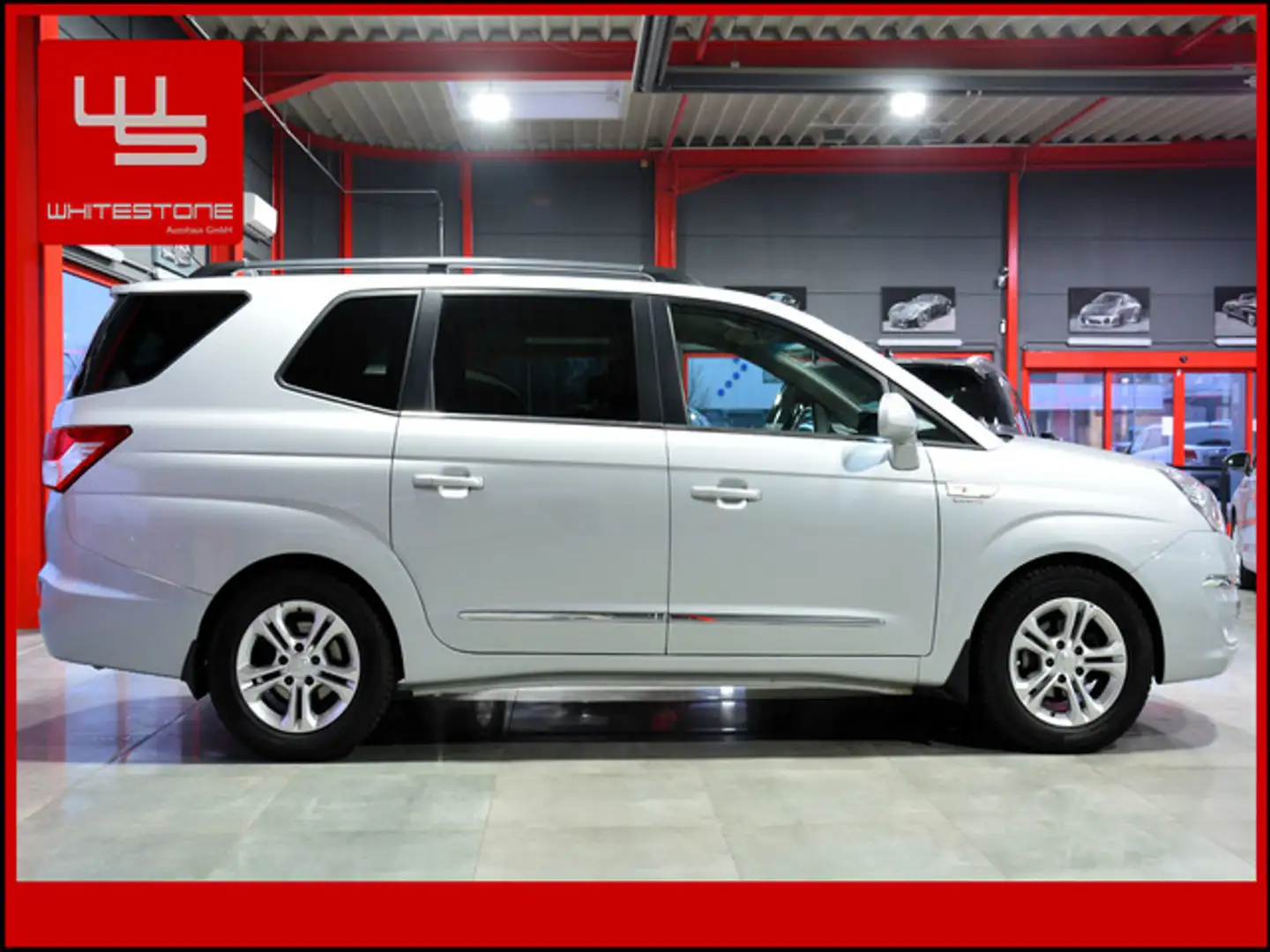 SsangYong Rodius Aut / 78 Tkm / 7 Sitze / Leder / AHK / Grau - 2