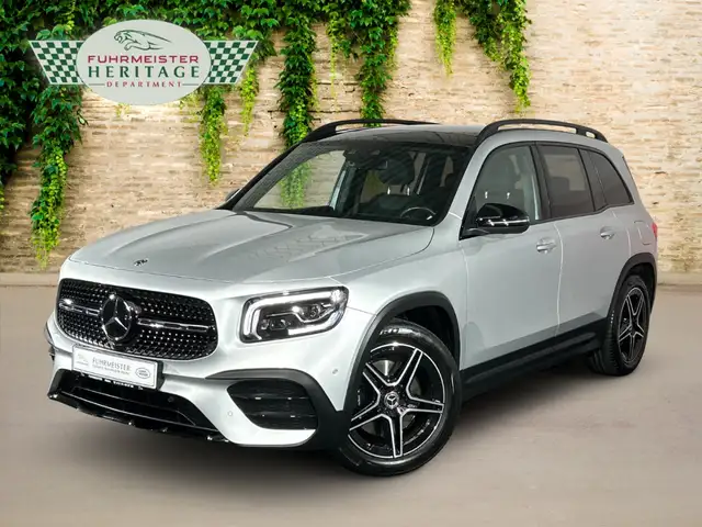 Mercedes-Benz GLB 220 d 4Matic AMG Line MULTIBEAM LED Pano Distronic Plu