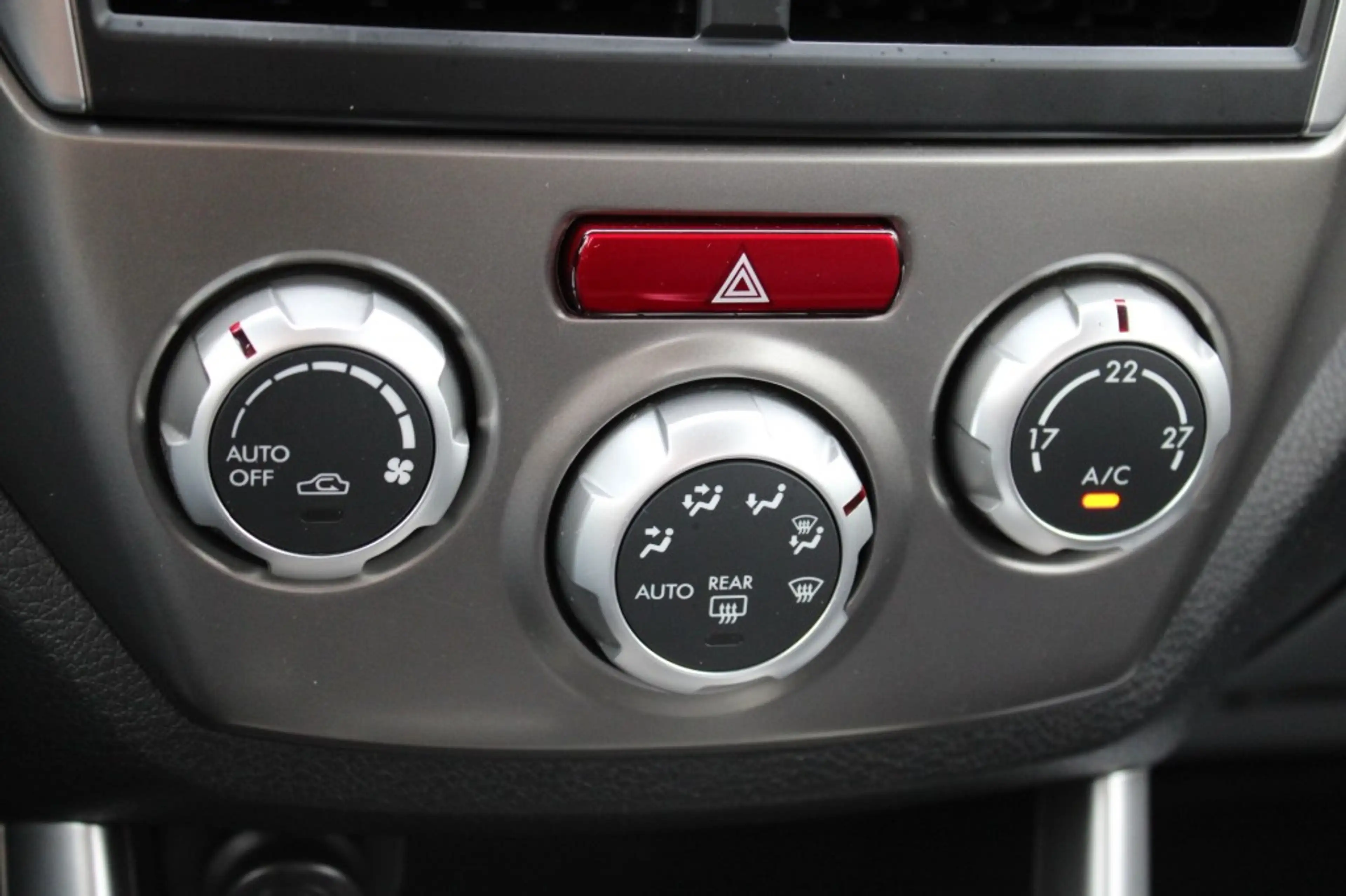 Subaru Forester 2.0 150pk Automaat AWD X Comfort ECC/Cruise/Stoelv — photo 13