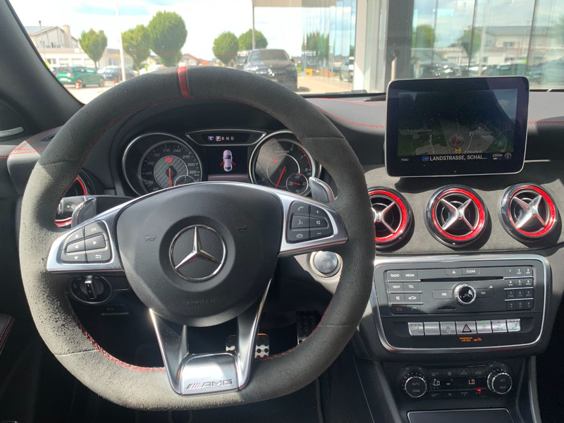Mercedes-Benz CLA 45 AMG AMG CLA 45 4MATIC Coupé SpurH el.Heck — photo 7