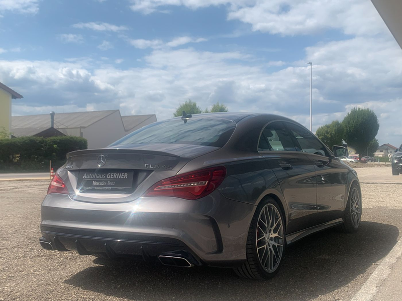 Mercedes-Benz CLA 45 AMG AMG CLA 45 4MATIC Coupé SpurH el.Heck — photo 4