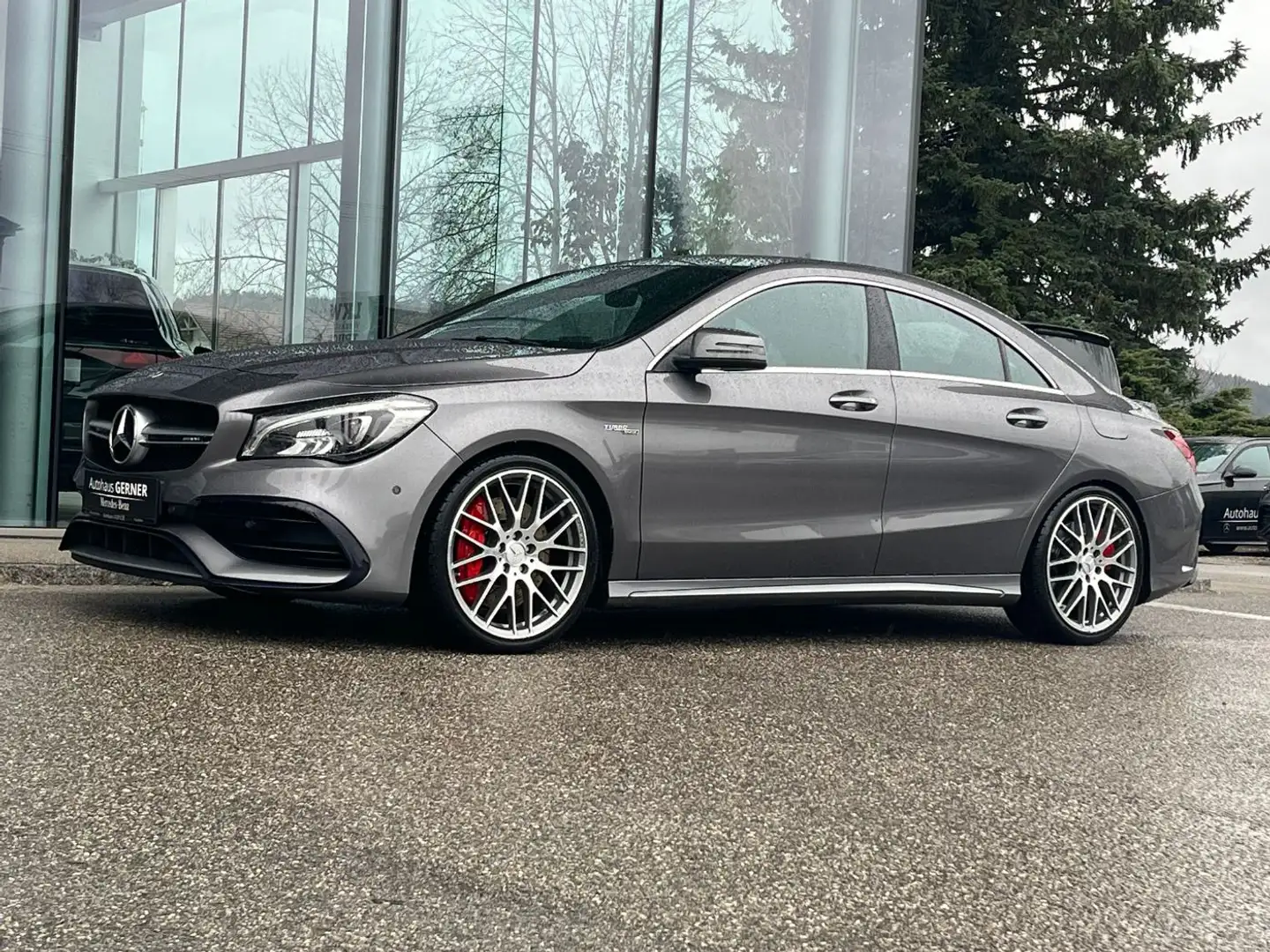 Mercedes-Benz CLA 45 AMG AMG CLA 45 4MATIC Coupé SpurH el.Heck Grau - 2