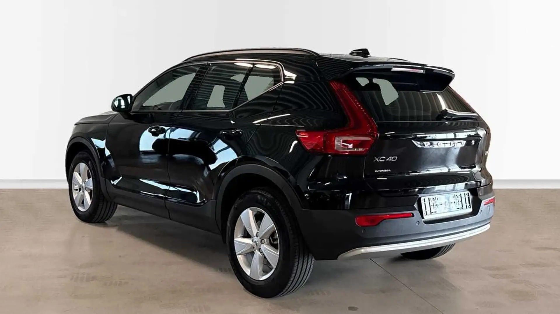 Volvo XC40 Essential B3 Mild hybride | Camera | Google Essent Noir - 2