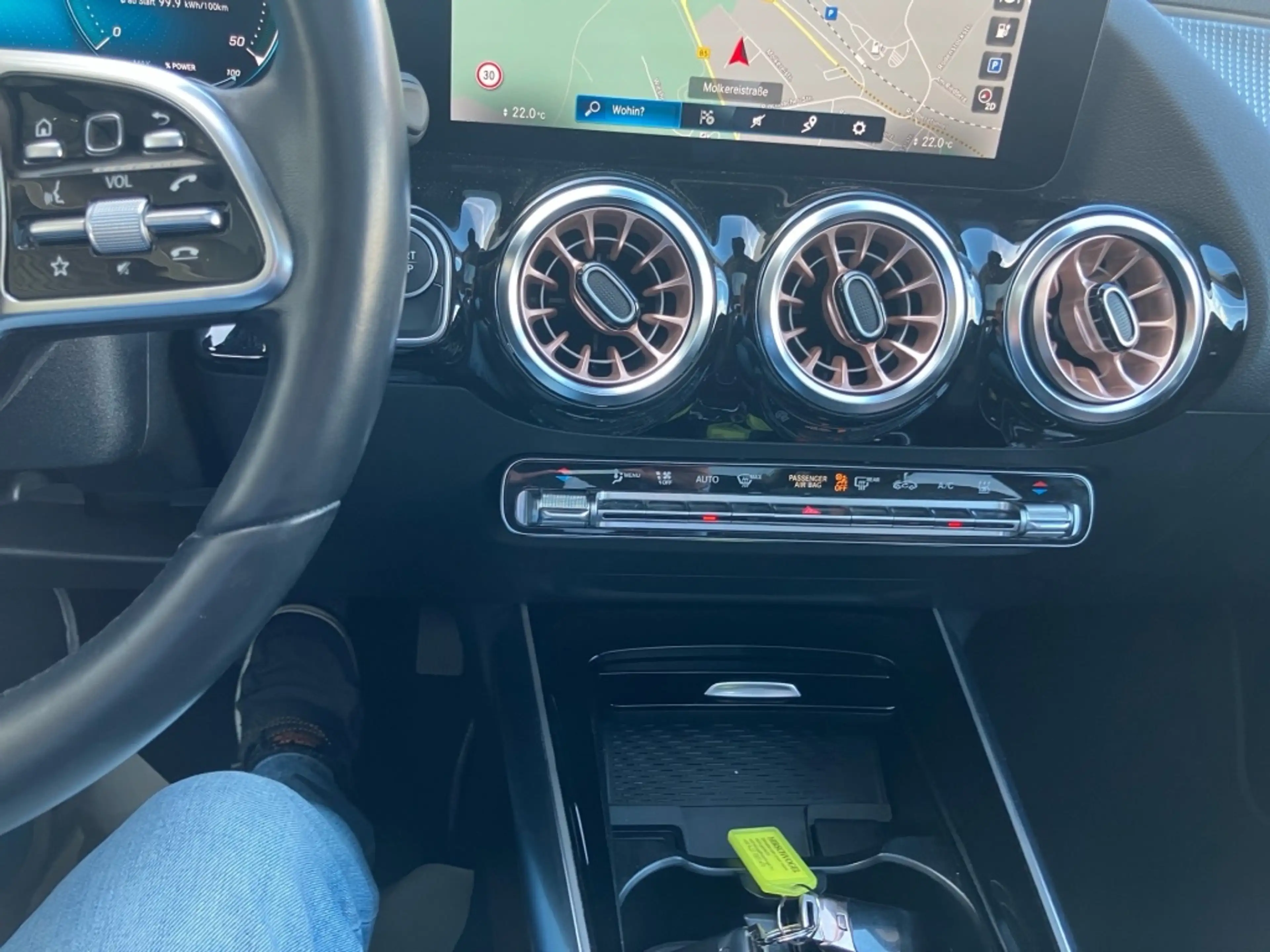 Mercedes-Benz EQA 350 4M Electric Art+Night+Pano+DISTR+KEYLESS — photo 13