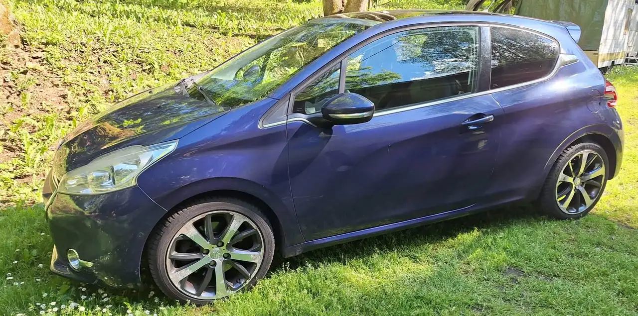 Peugeot 208 208 — photo 8