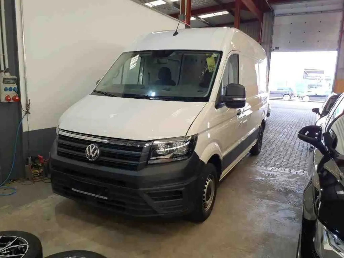 Volkswagen Crafter 2.0 TDI Mittlerer Radstand*AHK*PDC* Wit - 2