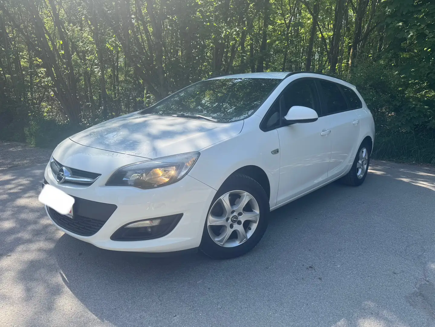 Opel Astra 1.6 CDTI Euro6 Kamera Navi Ahk service neu - 1
