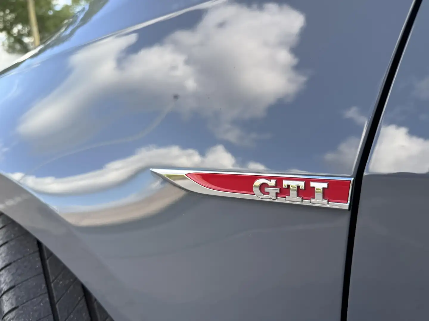 Volkswagen Golf GTI 2.0 TSI TCR Pano l Keyless l Oettinger 360PK Grijs - 2