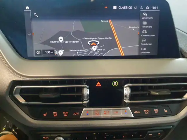 BMW 1 Series view 12