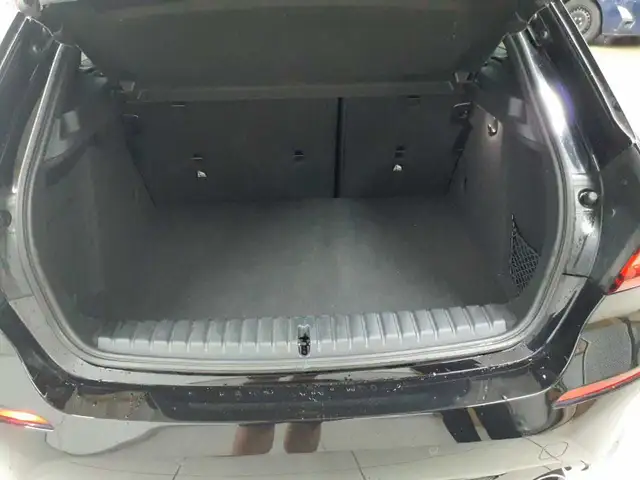 BMW 1 Series view 15