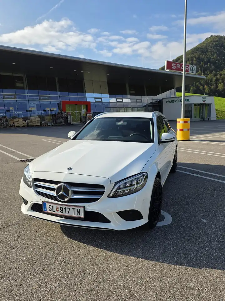 Mercedes-Benz C 220