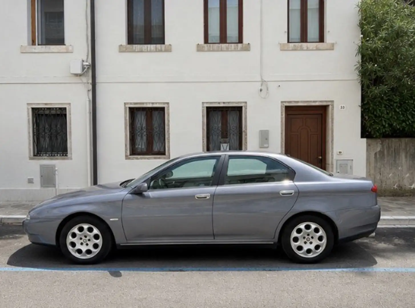 Alfa Romeo 166 2.0 Twin Spark 155 CV - 2